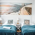 Blekitny Zagiel Aparthotel 4*