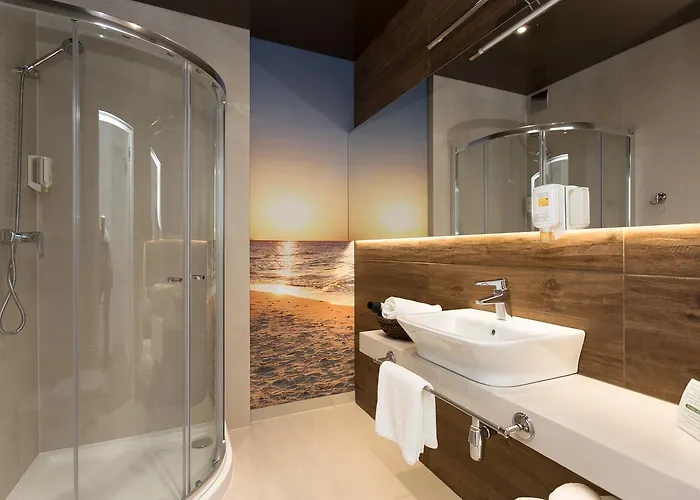 Błękitny żagiel 3*