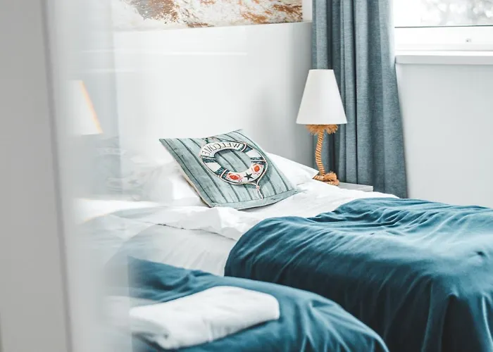 Błękitny żagiel 3*